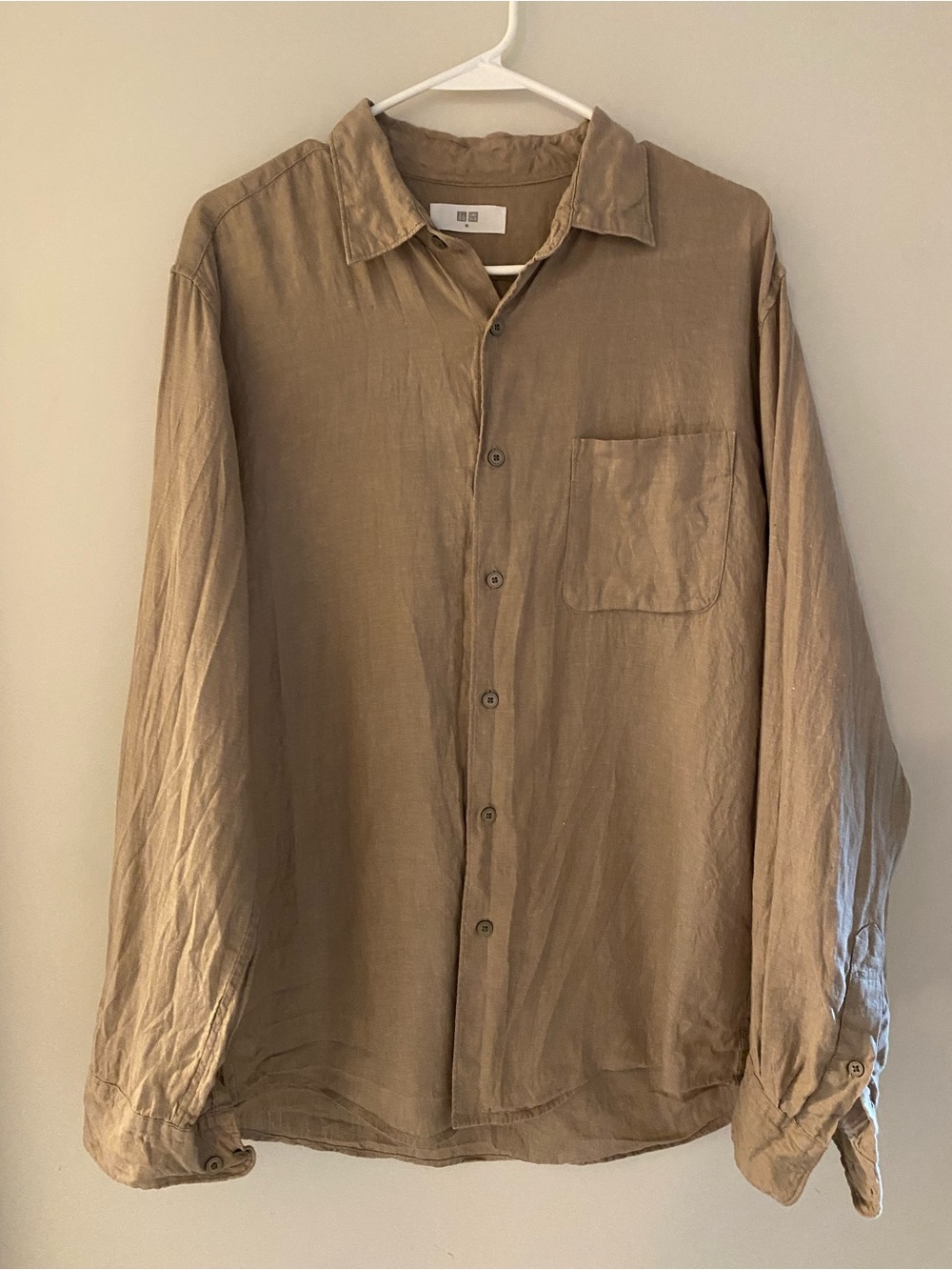 UNIQLO Men's Long-Sleeve Button-Up Shirt - Tan